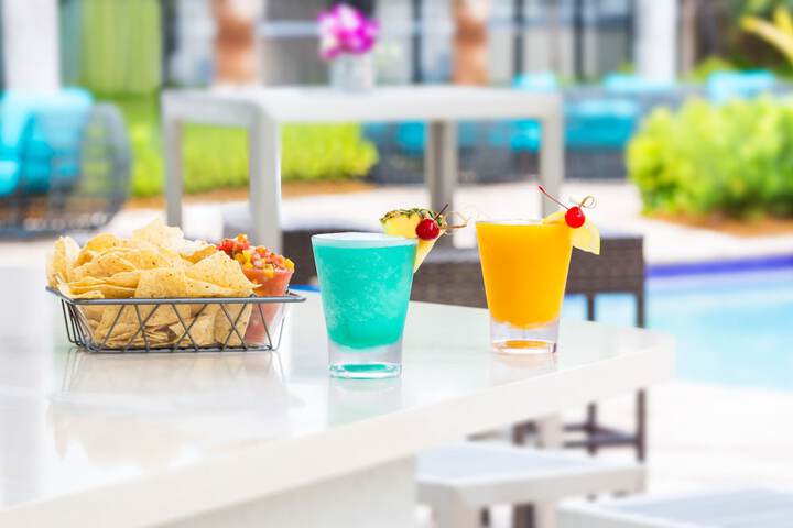Poolside bar