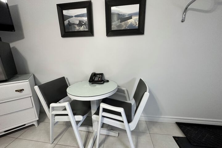Room 18 of 57
