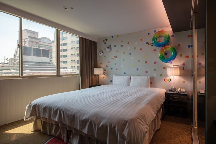 Room 12 of 79