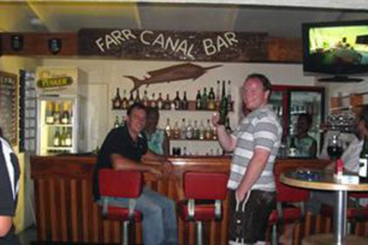 Hotel Bar