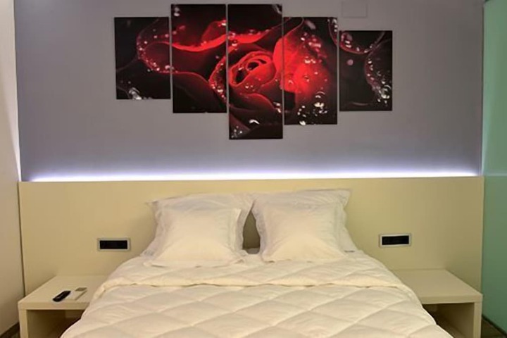 Room 7 of 40