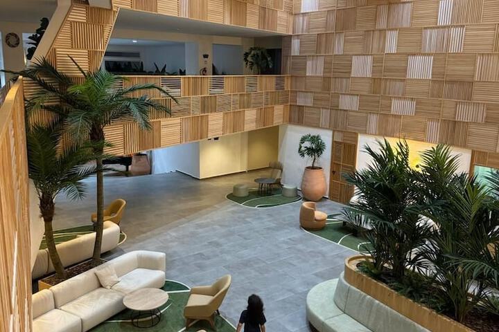 Hotel Interior 7 of 147