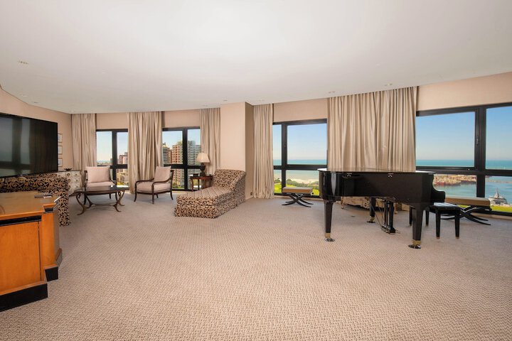 Room 22 of 46
