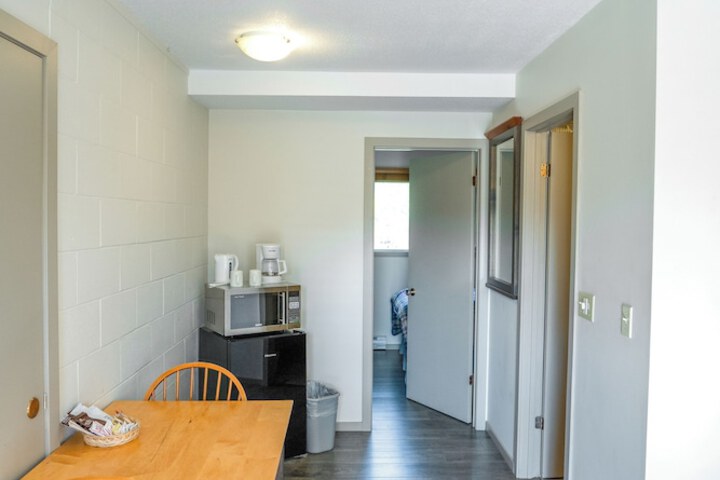 Room 9 of 17