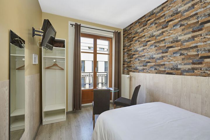 Room 14 of 41
