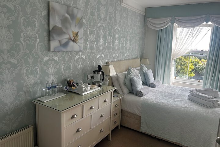 Room 46 of 68