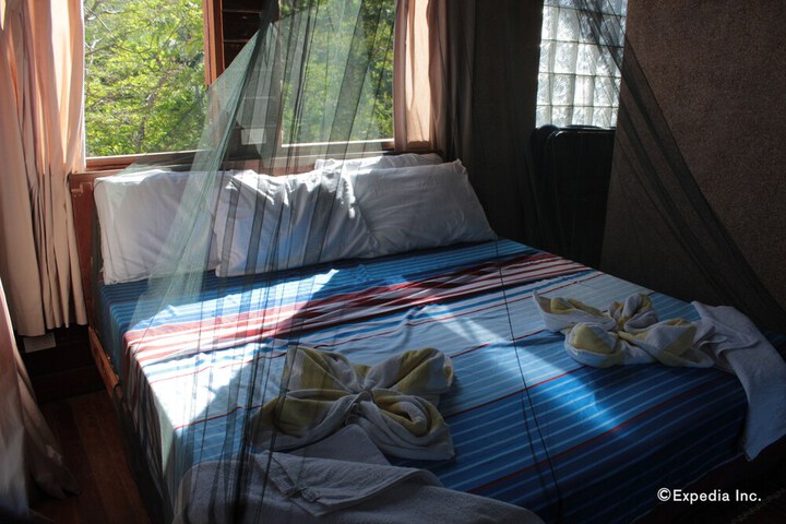 Room 5 of 52