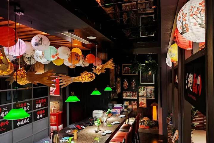 Dining Photos