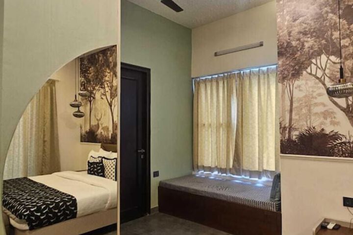 Room 26 of 60