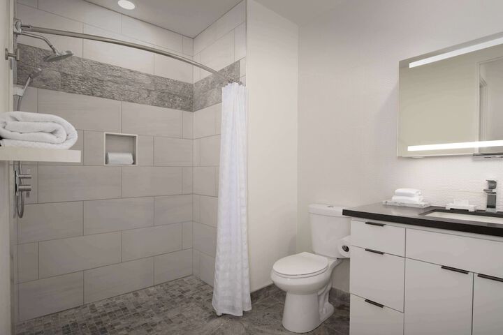Bathroom shower