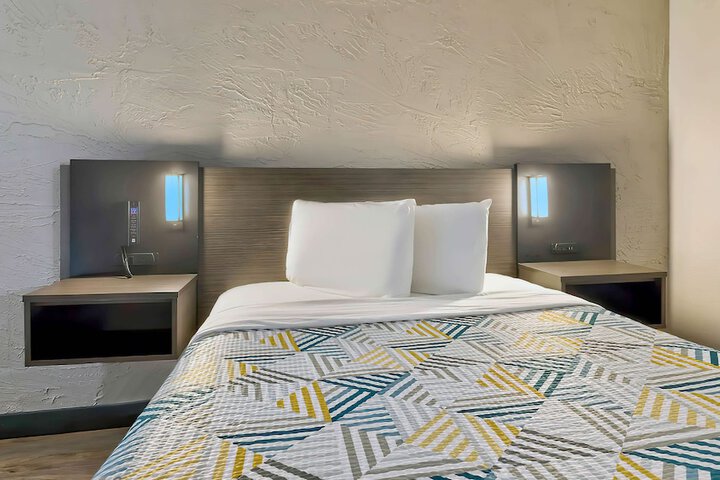 1 Double Bed (4 of 13)