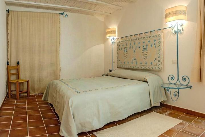 Room 5 of 46