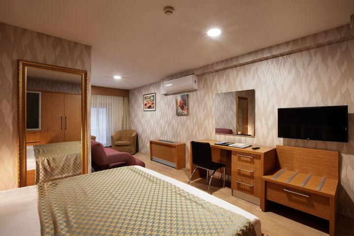 Room 78 of 120