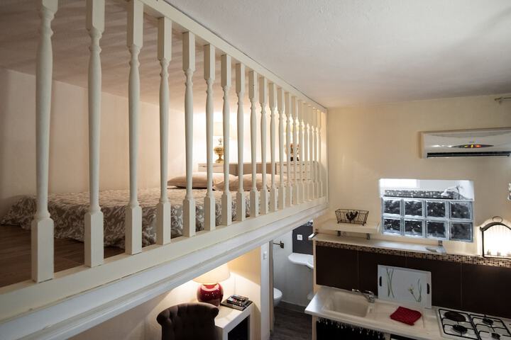 Room 4 of 255