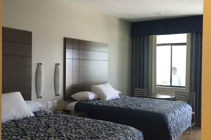 Room 5 of 36