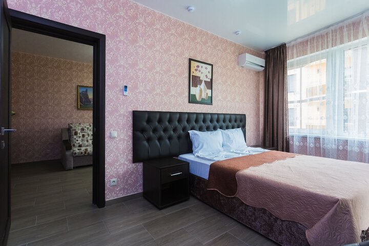 Room 34 of 60