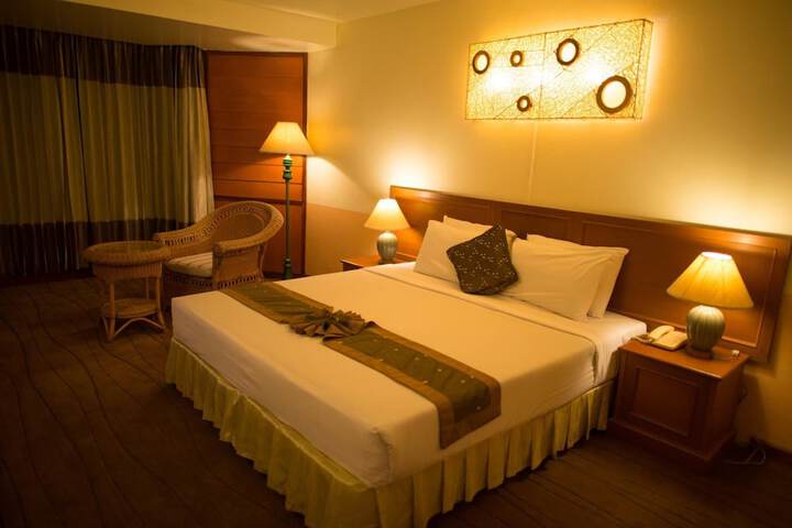 Room 8 of 46