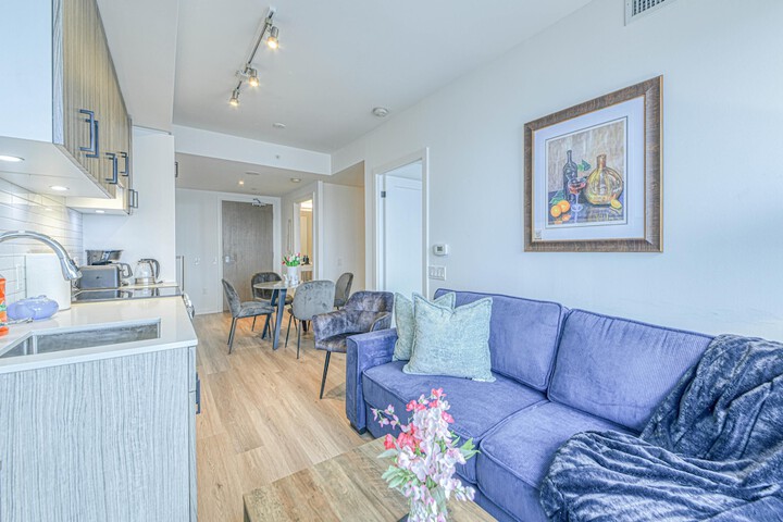 Room 206 of 340