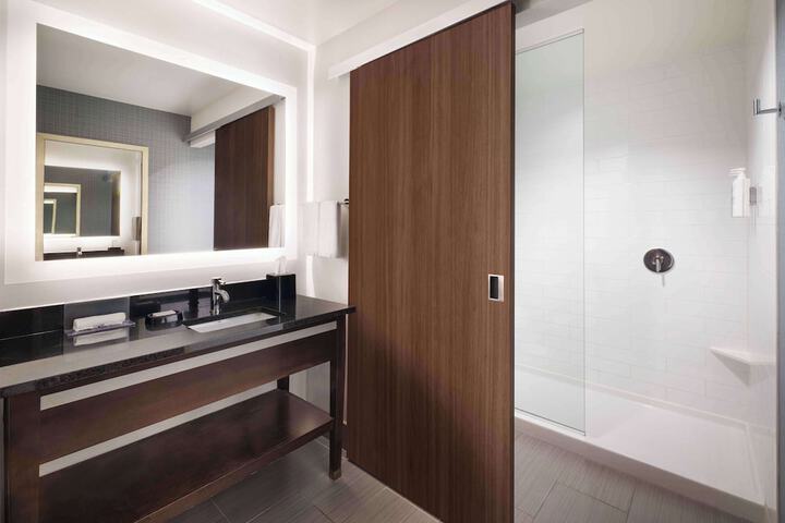 Bathroom shower