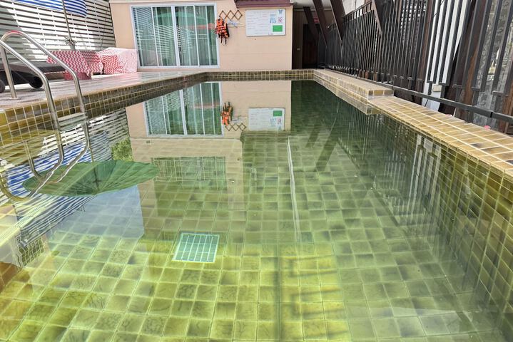 Pool 87 of 95