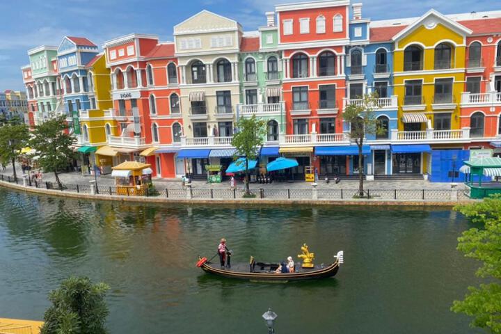 Lucky Phu Quoc Riverside Hotel Grand World