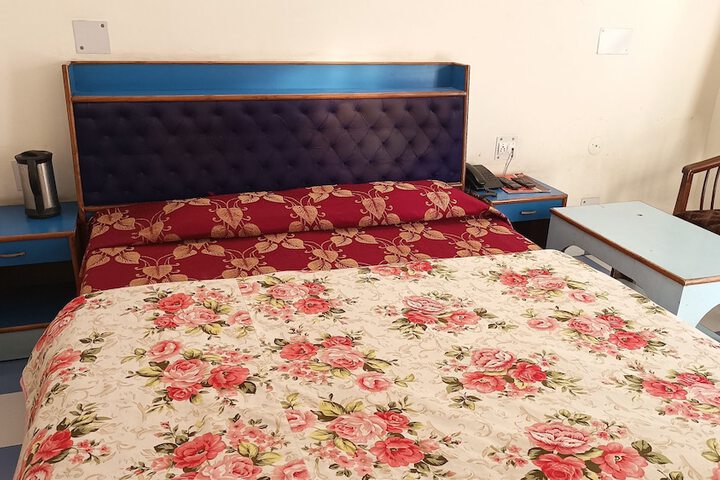 Room 8 of 46