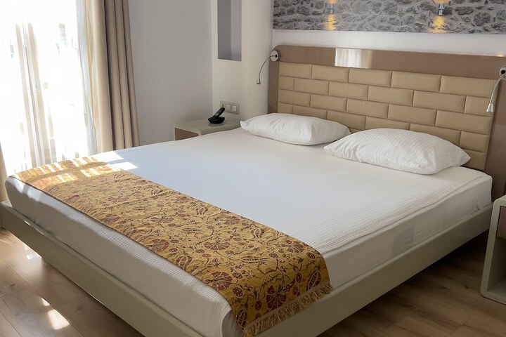 Room 45 of 113