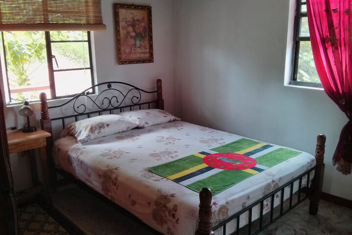 Room 4 of 60
