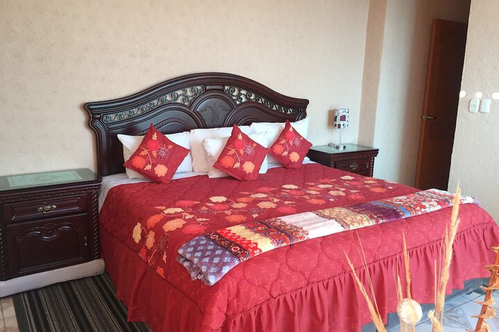Room 12 of 34