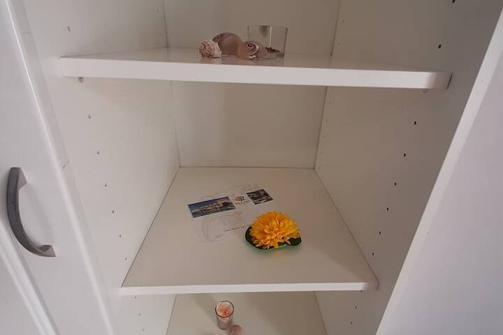 Room 55 of 249