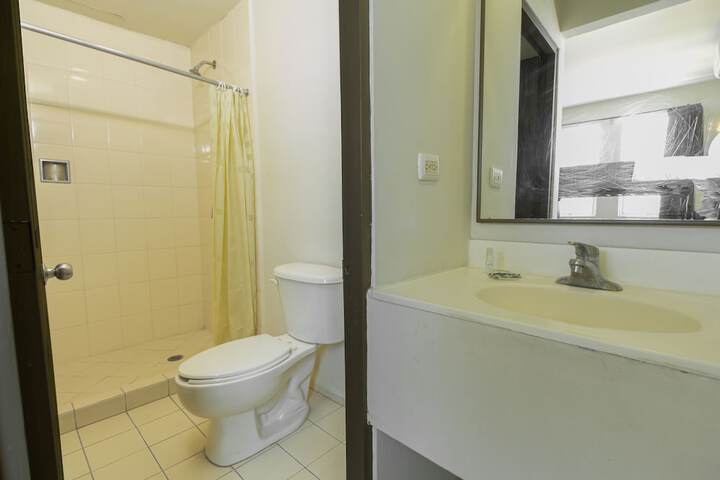 Room 20 of 37