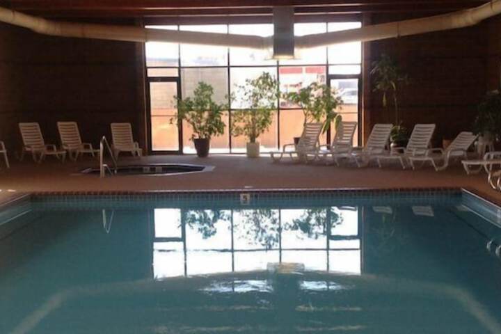 Pool 18 of 39