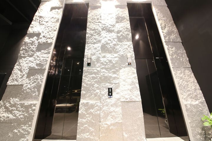 Hotel Interior 103 of 117