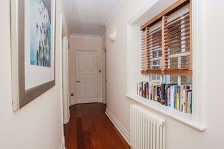 Room 14 of 26