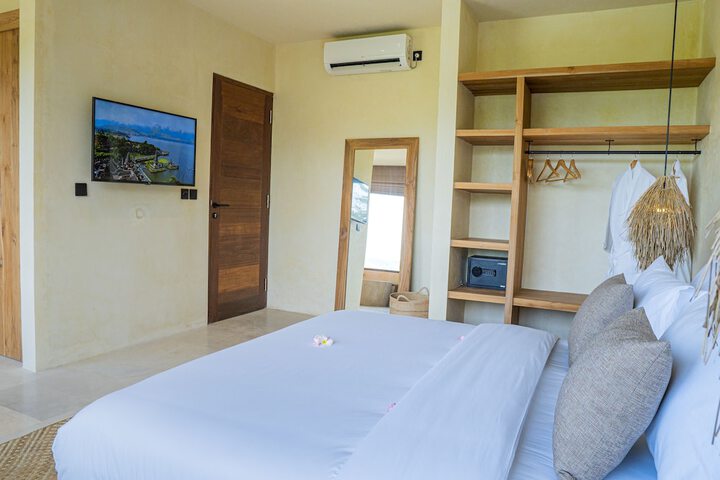 Room 5 of 54