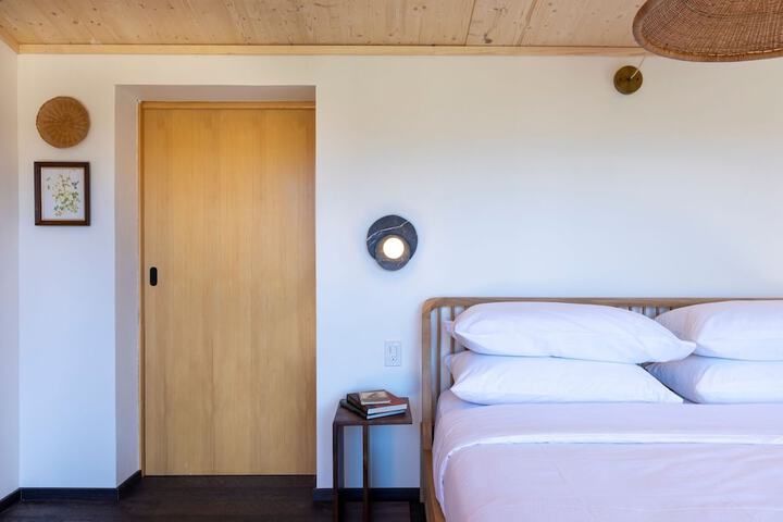 Room 19 of 79