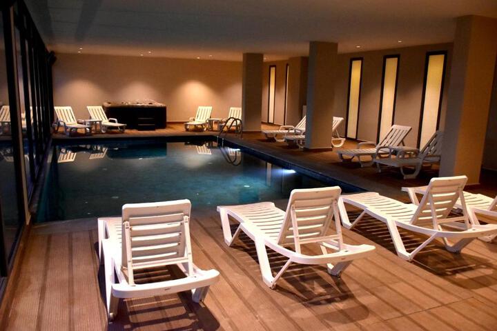 Lescale Hôtel & Spa by 7AV HOTELS