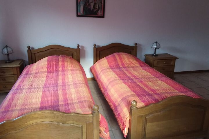 Room 5 of 29