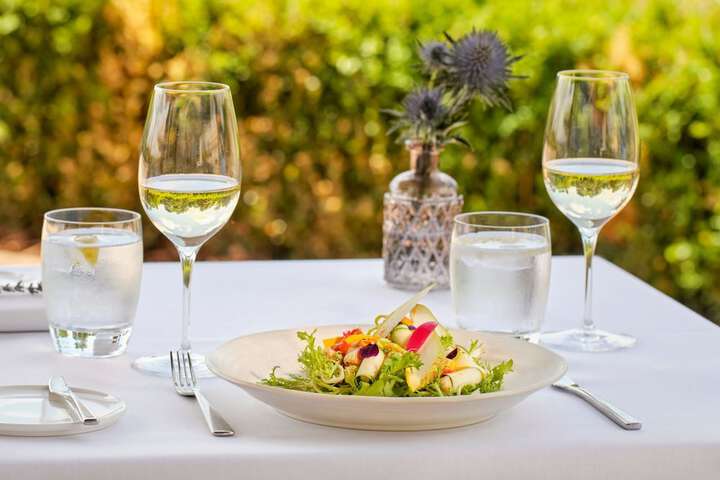 Dining 70 of 125