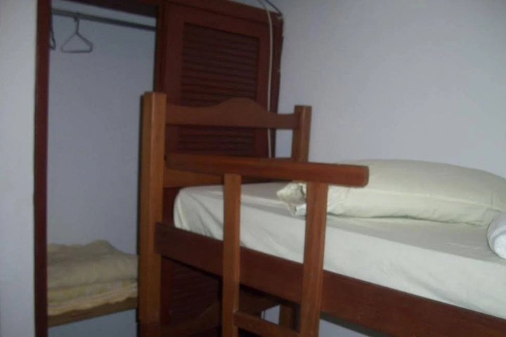 Room 2 of 2