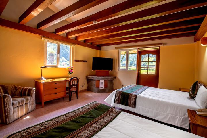 Room 6 of 24