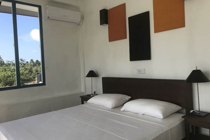 Room 8 of 26
