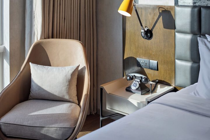 Room 21 of 84