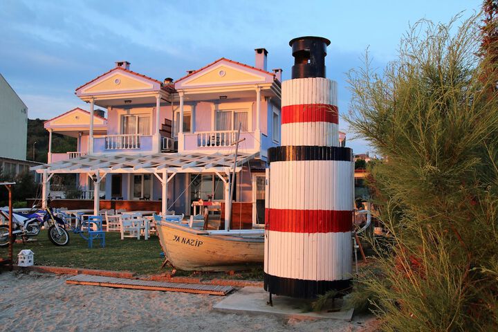 Image of Cundavilla Hotel & Suites