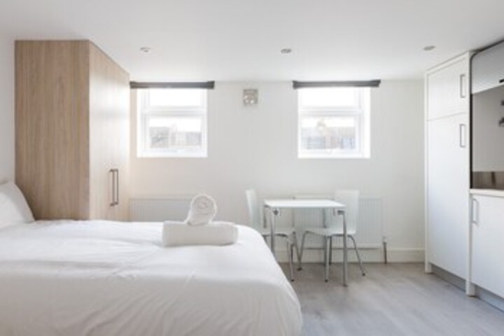 Room 13 of 14