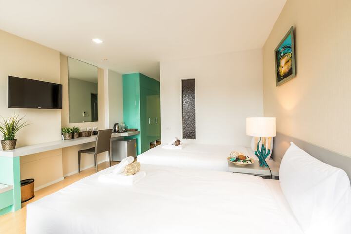 Room 14 of 110