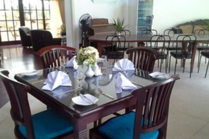 Breakfast/Coffee Service 16 of 81