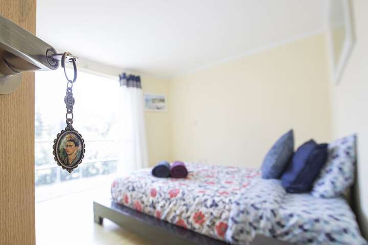Room 6 of 75