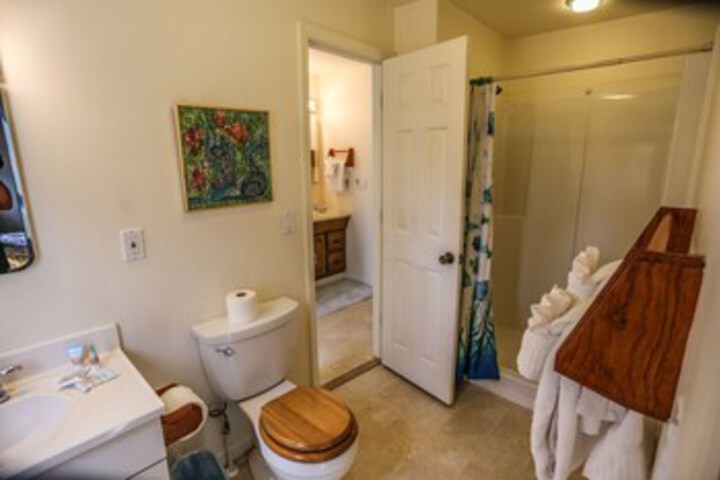 Room 6 of 23