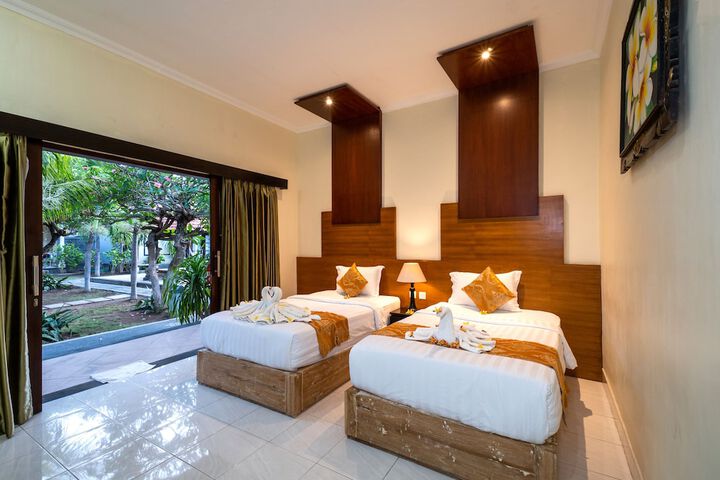Room 10 of 39
